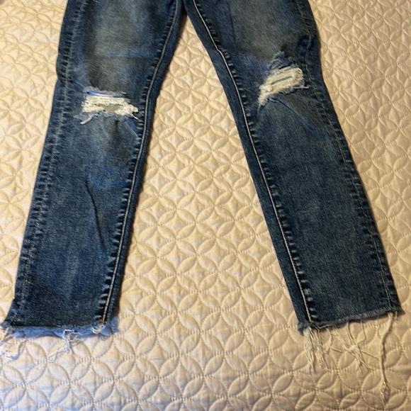 Size 4 regular American eagle jeans - Picture 3 of 3